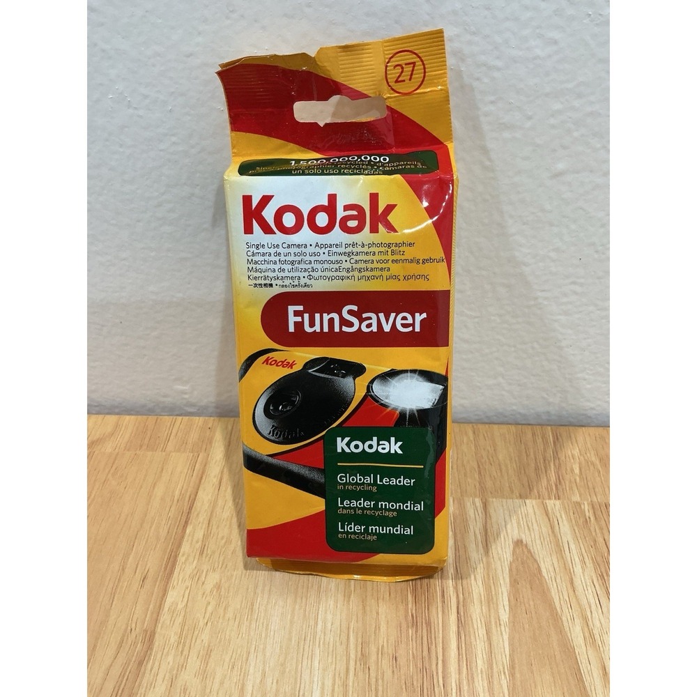 Kodak FunSaver Single Use Disposable Camera 27 Exposures Sealed